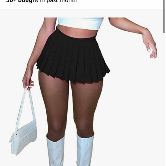 White Pleated Skirt - Picture 2 of 2